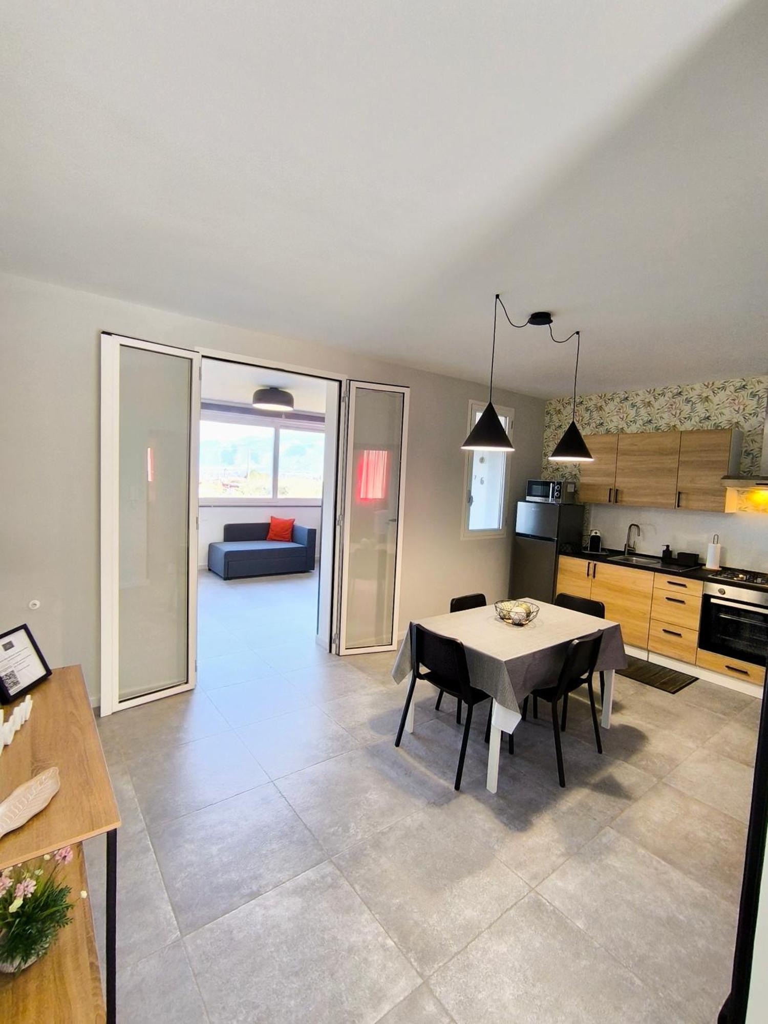 Piante Del Principe Apartment คารินิ ภายนอก รูปภาพ