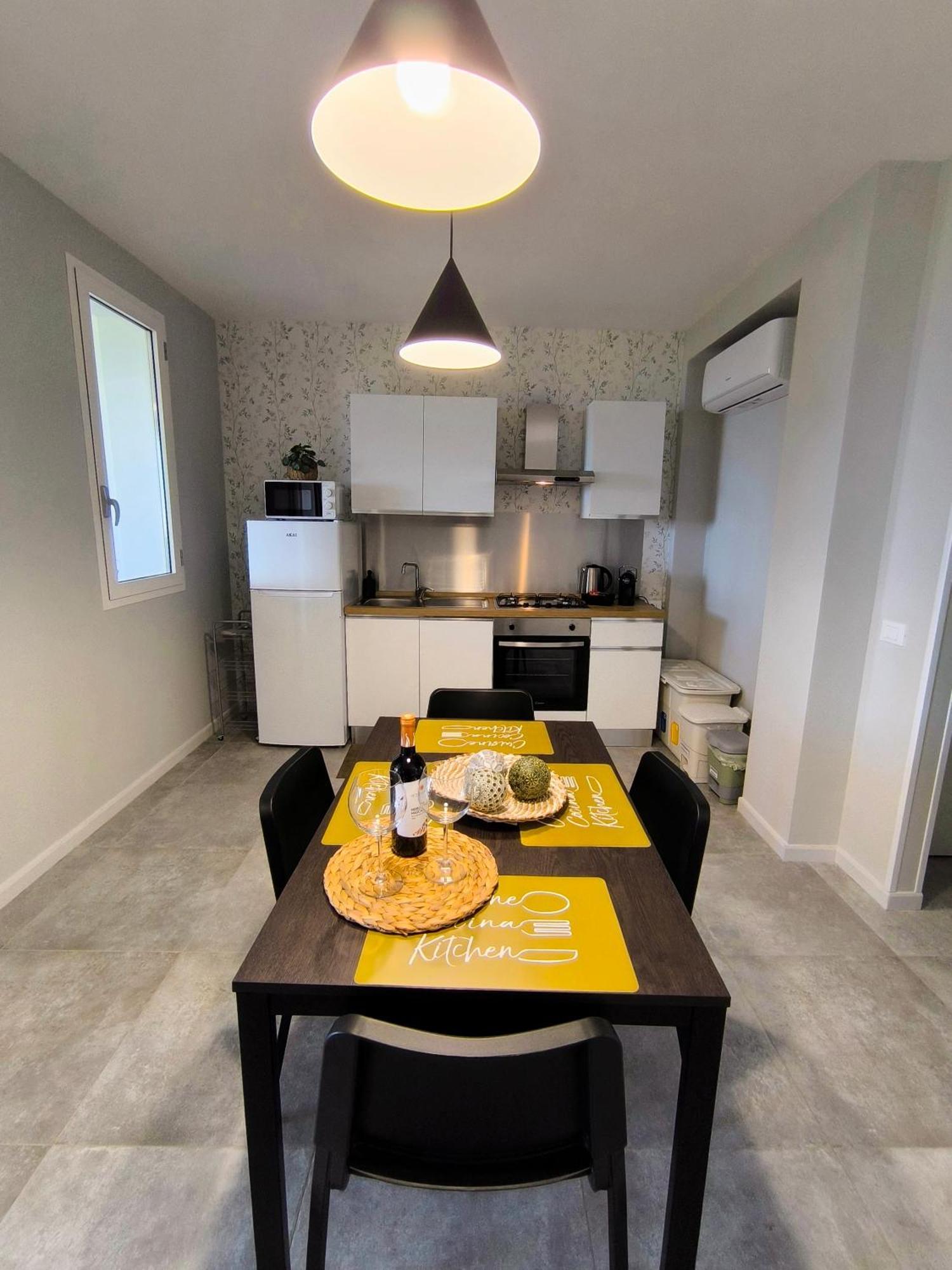 Piante Del Principe Apartment คารินิ ภายนอก รูปภาพ