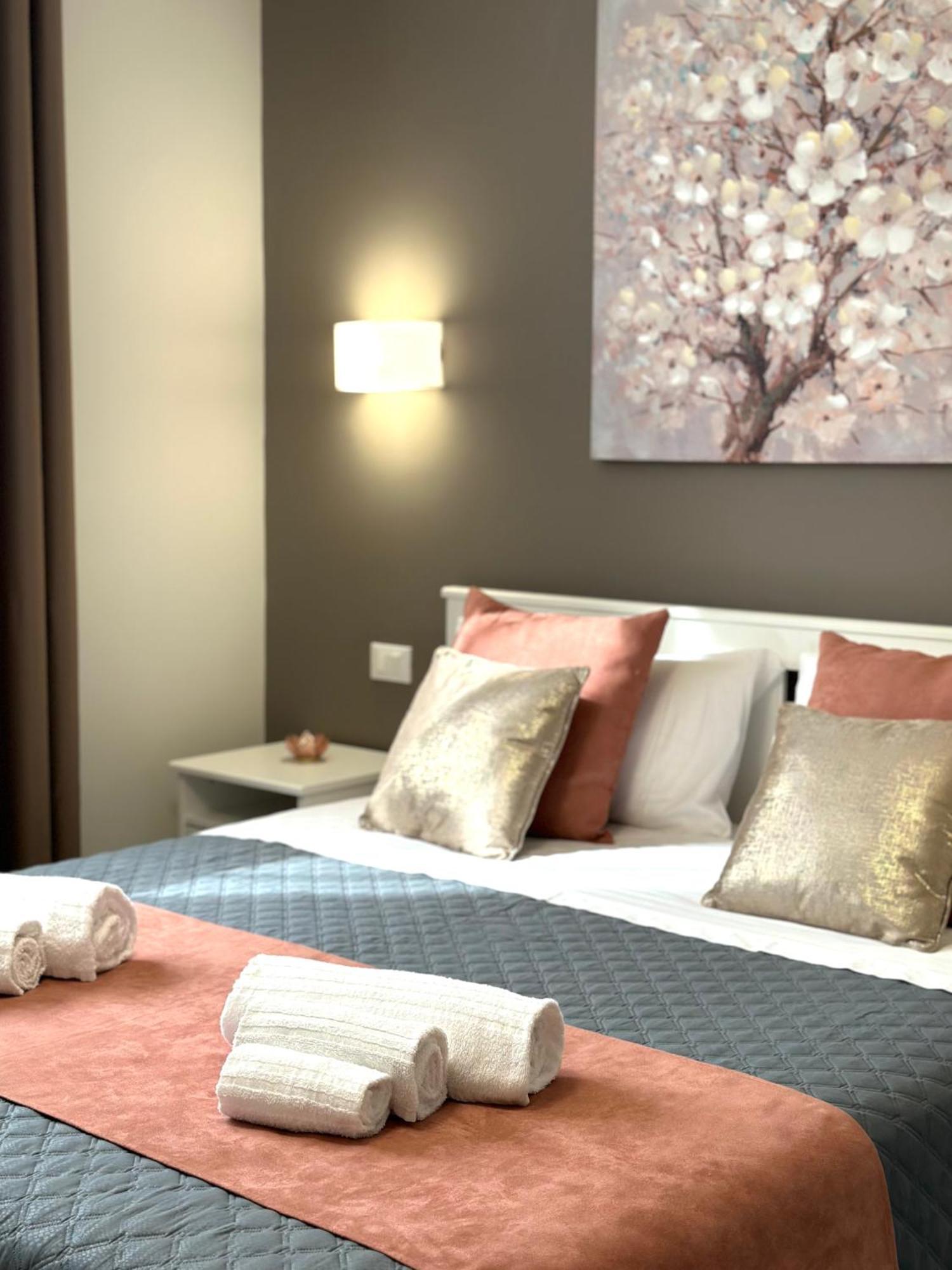 Piante Del Principe Apartment คารินิ ภายนอก รูปภาพ