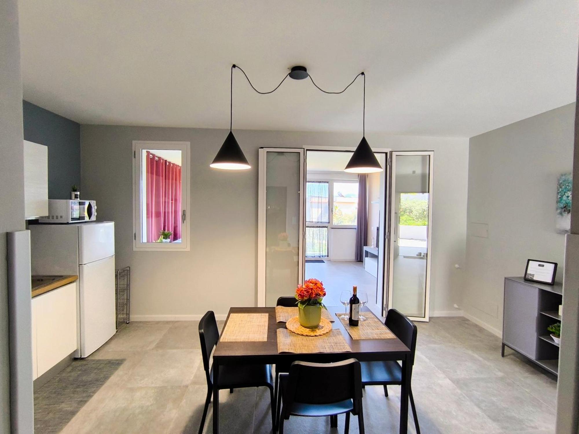 Piante Del Principe Apartment คารินิ ภายนอก รูปภาพ